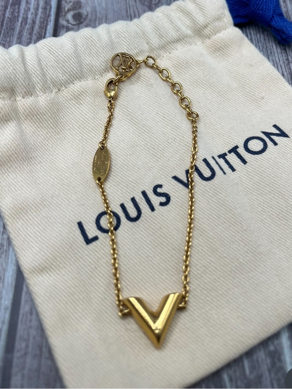 LOUIS VUITTON Essential V Gold Bracelet w/ COA, Dust Bag, Box, Care Cards